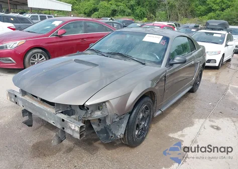 2002 Ford Mustang z USA, uszkodzony, nr VIN 1FAFP40482F215082